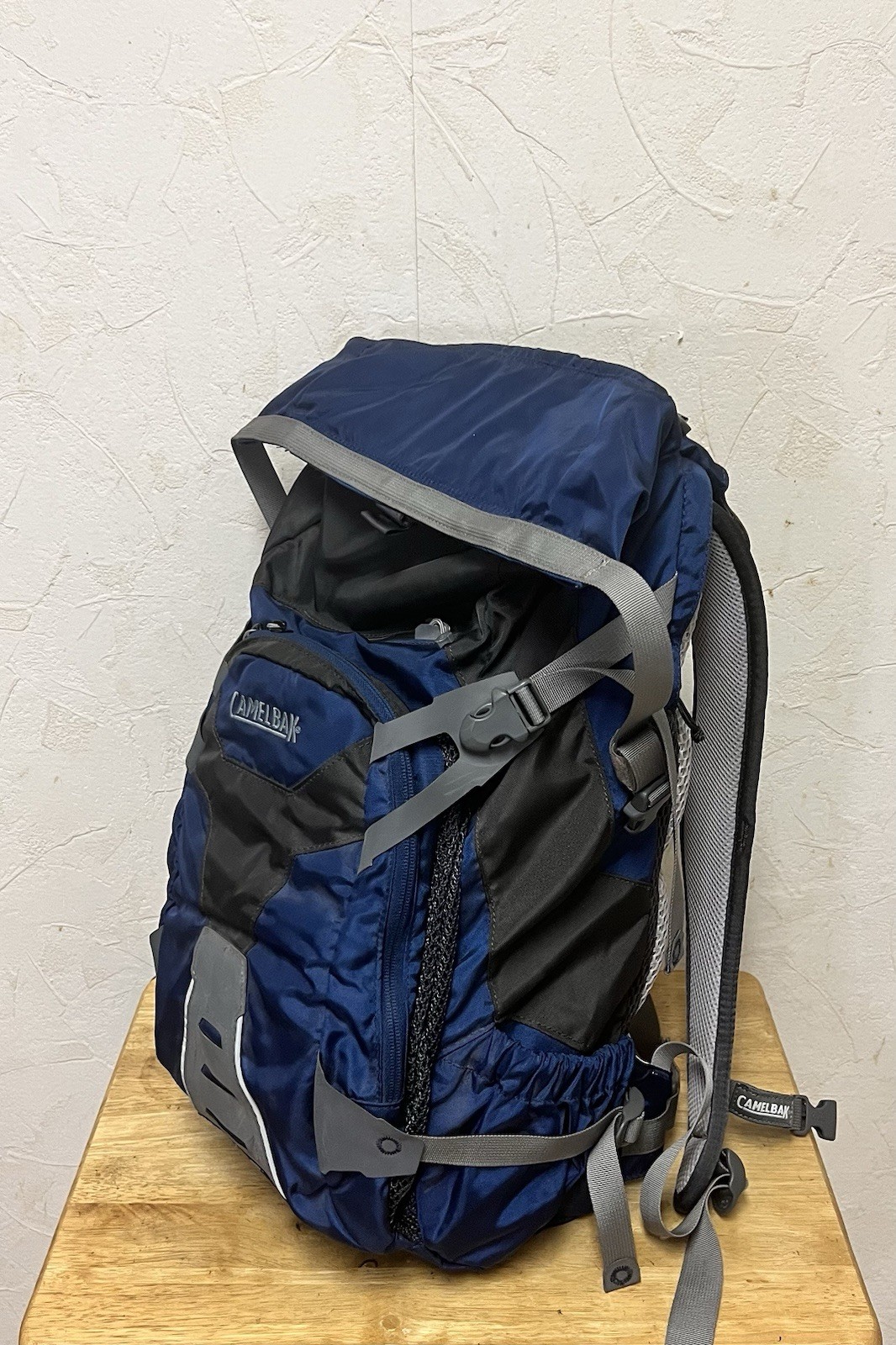 CamelBak H.O.S.S. Backpack hydration Pack. No Bladder!