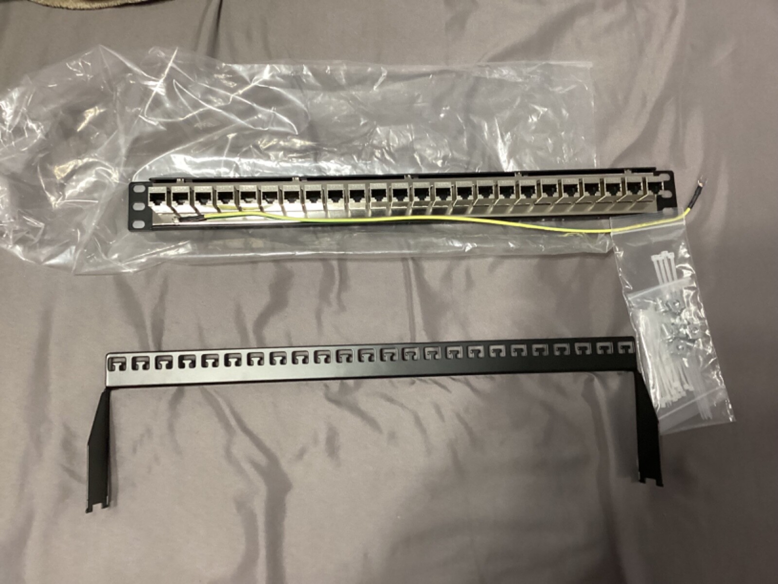 Patch Panel 24 Port Cat7 STP Inline Keystone 10g Support