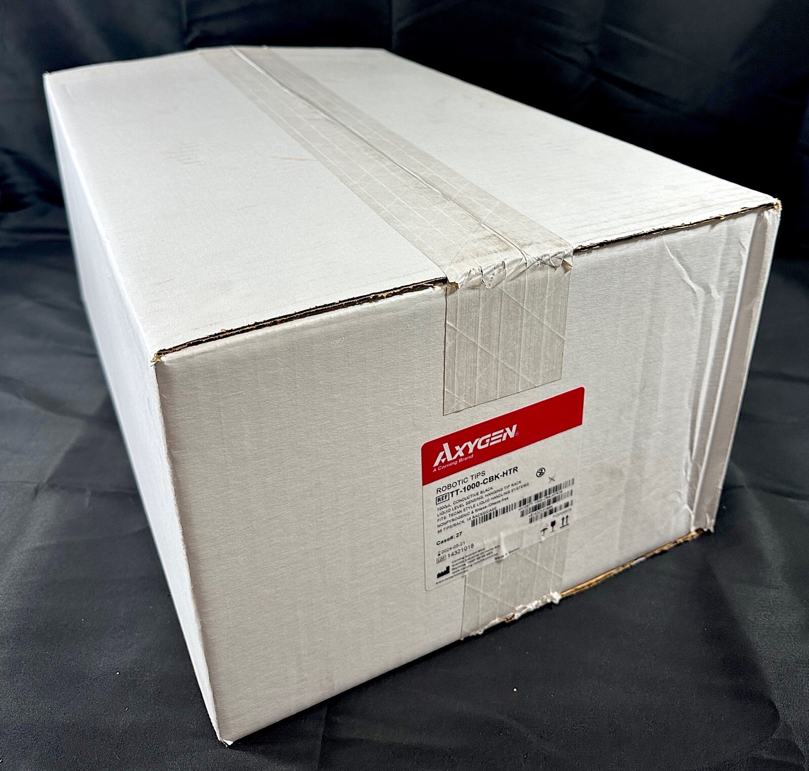 Corning AXYGEN Black 1000µL 96-Well Non-Sterile Tips for Tecan (16 Racks/Case)
