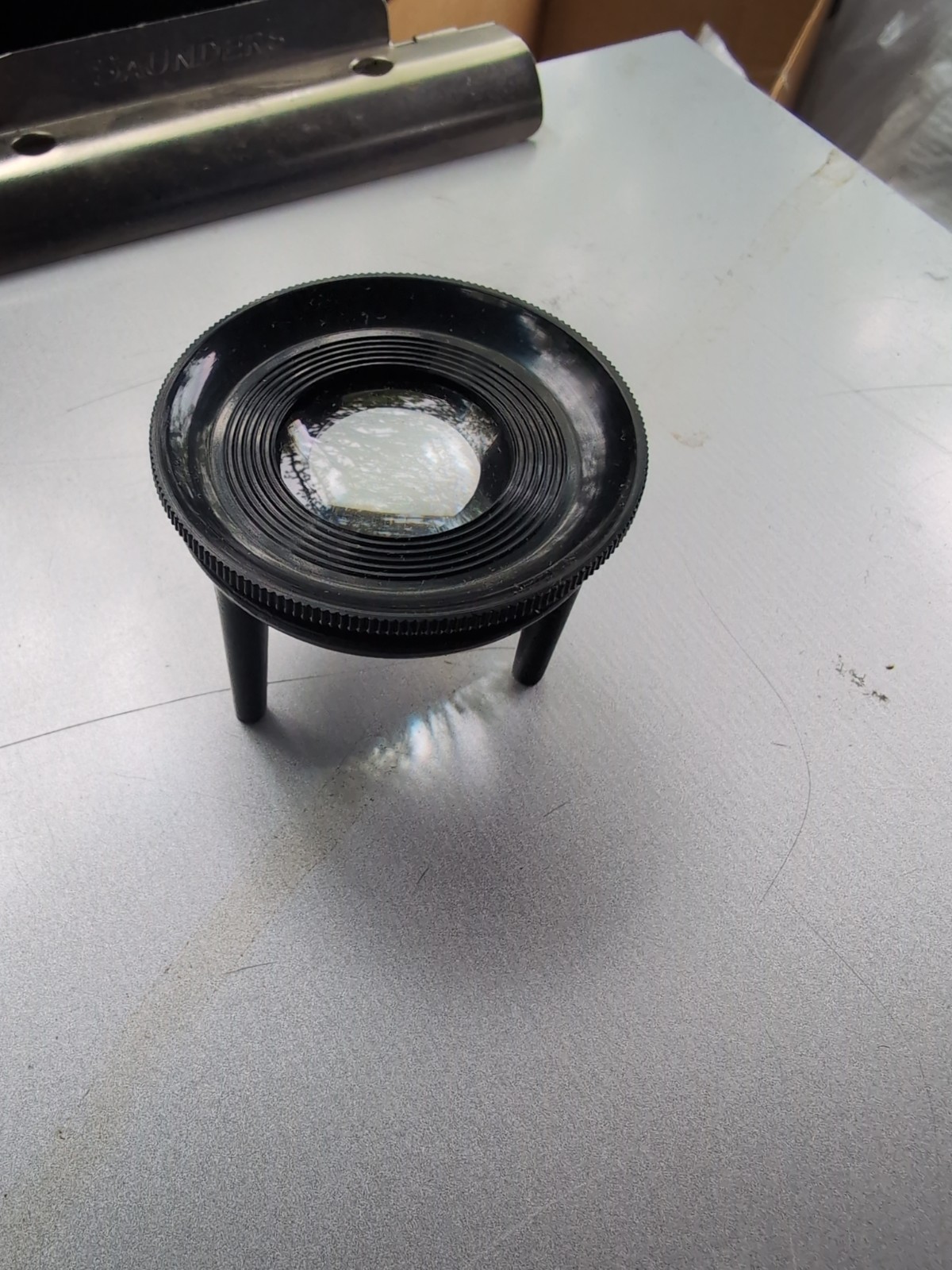 Genuine Bakelite 10X Tripod Magnifier