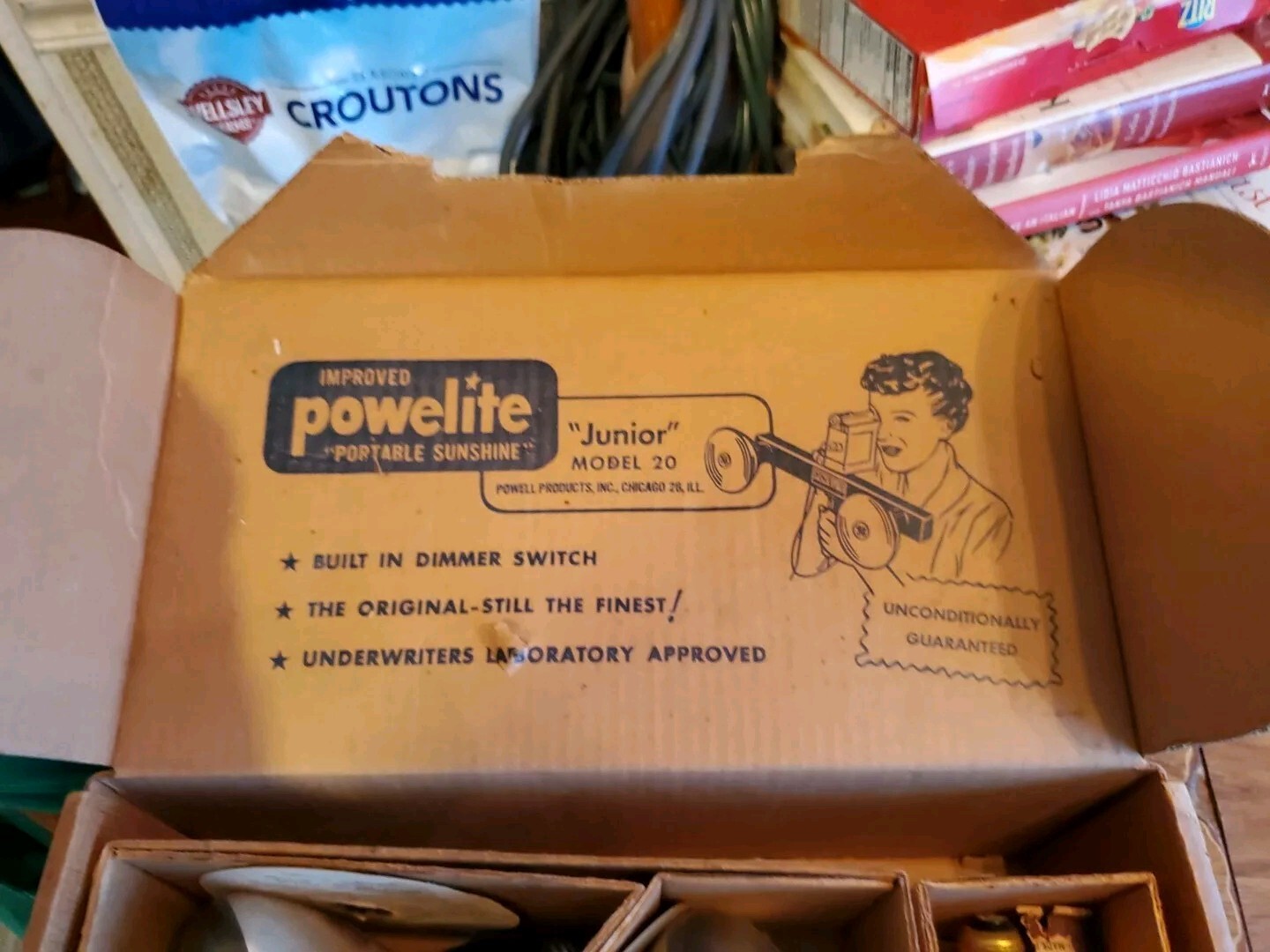 POWERLITE JUNIOR MODEL 20 TESTED AND WORKING