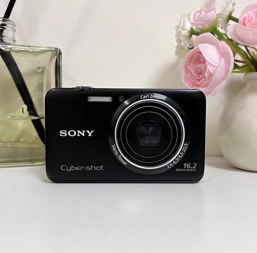 SONY Cyber-Shot DSC-WX9 16.2MP 5X Optical Zoom Digital Camera 100% Working black