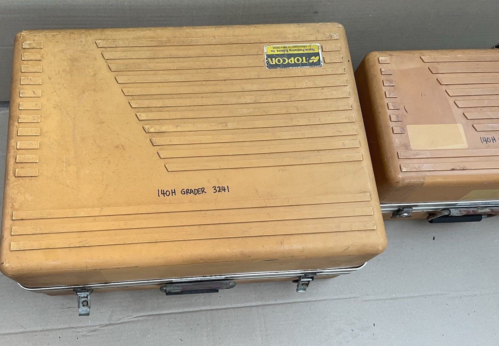 TOPCON SYSTEM FIVE 9901 GPS MACHINE CONTROL BOX 3DMC INCLUDING DISPLAY UNIT 9168
