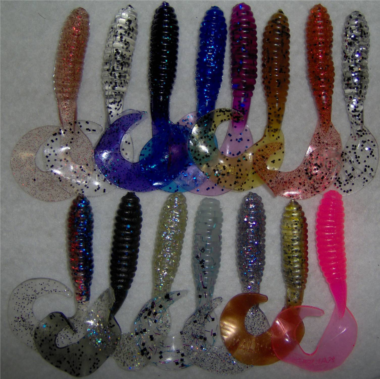 5" KALIN'S LUNKER GRUB BASS WALLEYE FISHING LURE CHOICE OF COLOR
