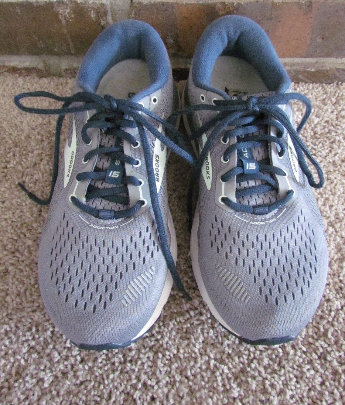 Brooks Addiction GTS 15 Shoes Women's Size 9 Gray Wide 2E Extra Wide 1203522E099