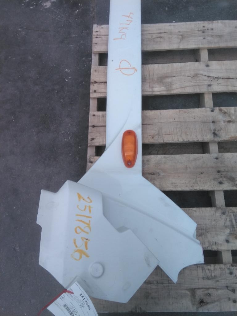 For 2022 INTERNATIONAL LT COWL Right ,  CO