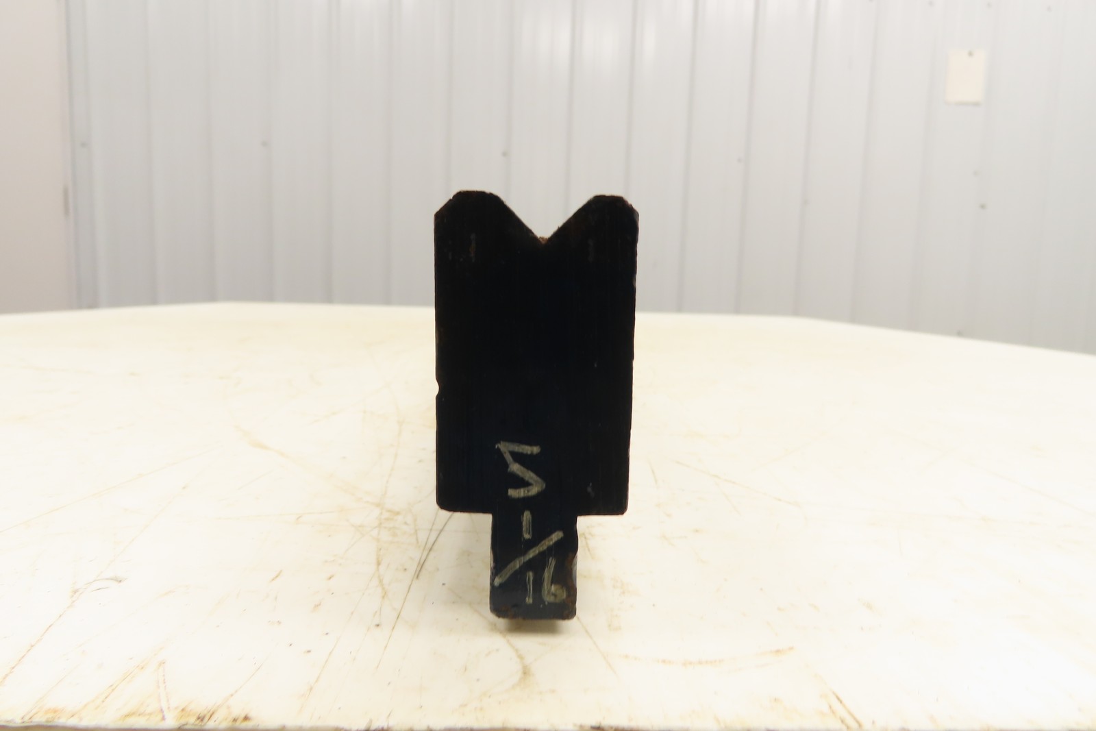 Press Brake Die 51" Long 90° V 1/2" W 1/4" D 1-3/4" H 1/2" Tang