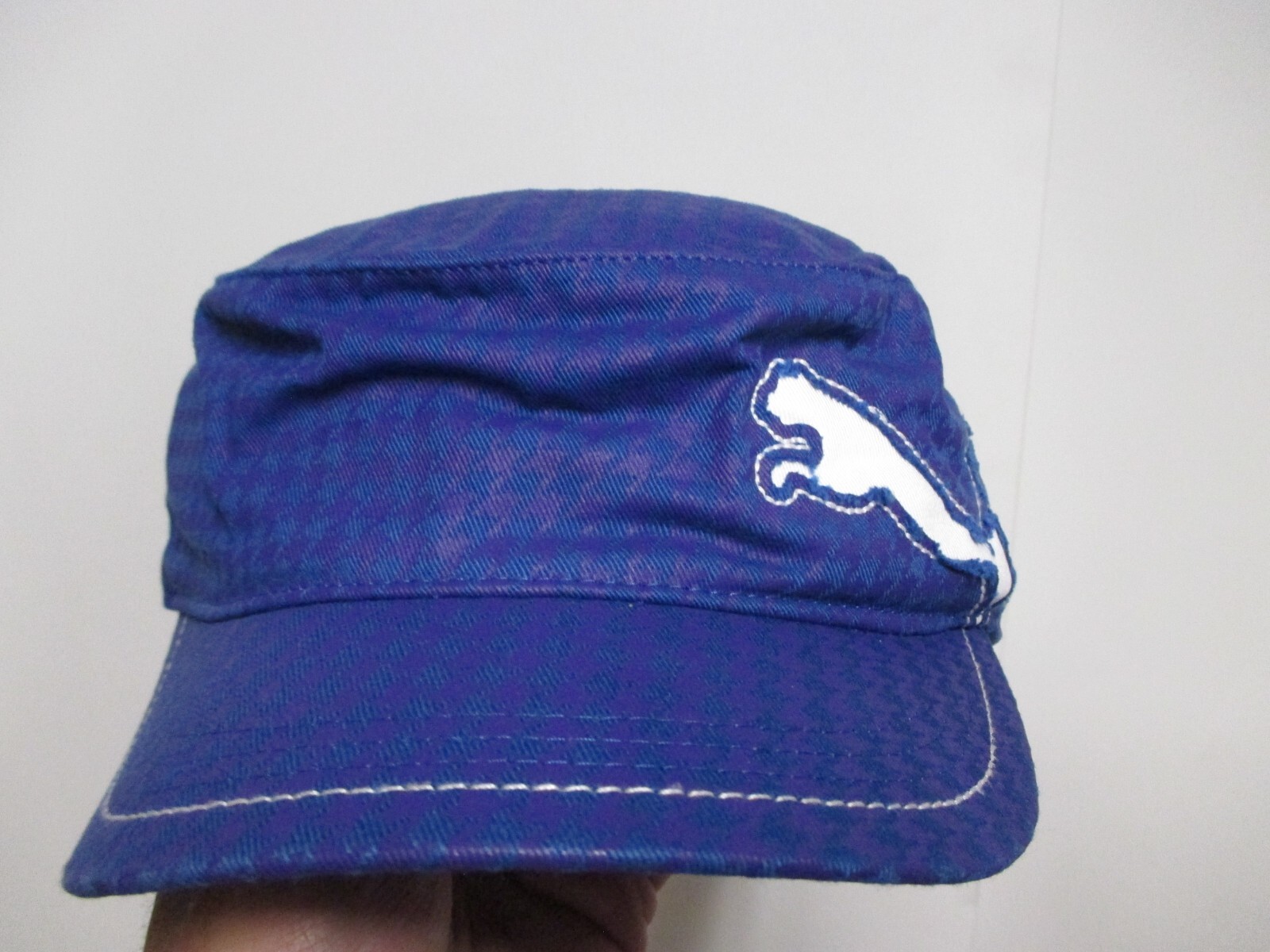 PUMA ORIGINALS WOMENS MILITARY STYLE STRAPBACK HAT (ADJ) NWT PURPLE W/WHITE LOGO