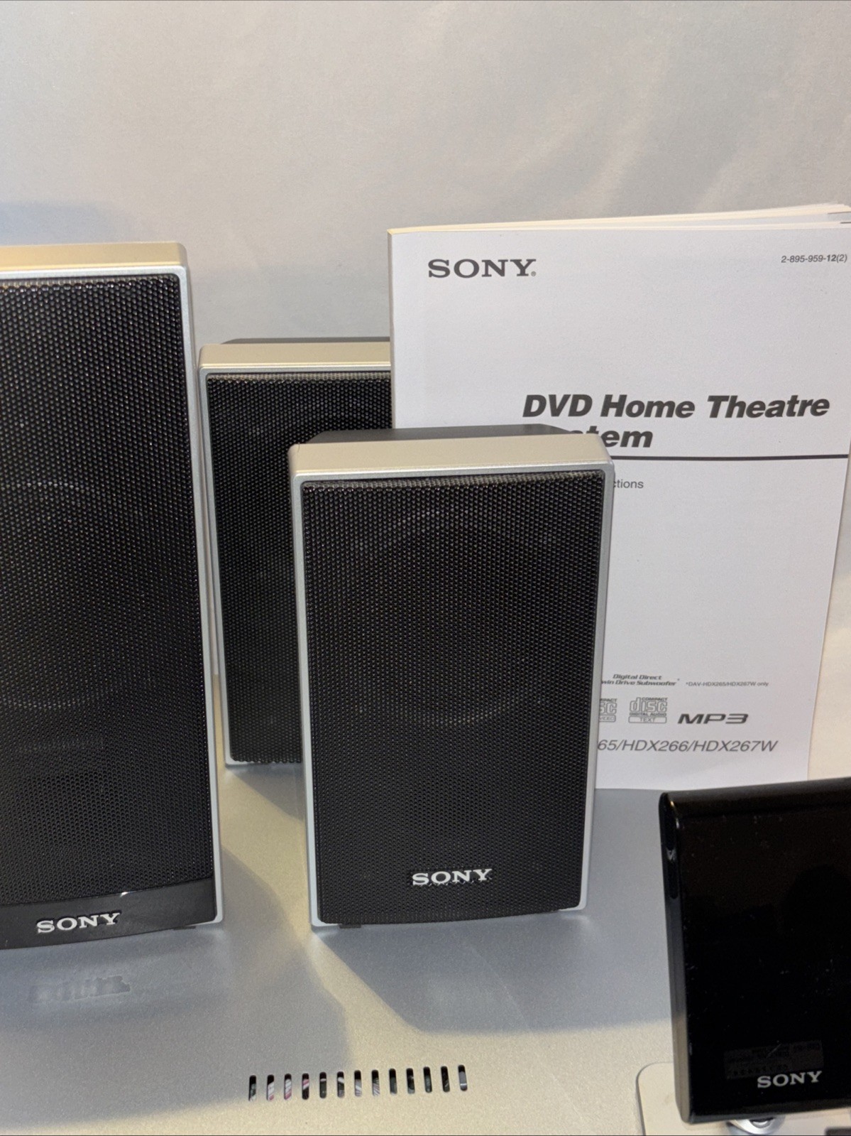 DVD Sony Surround Sound System 5 Disc Receiver Complete! DAV-HDX265