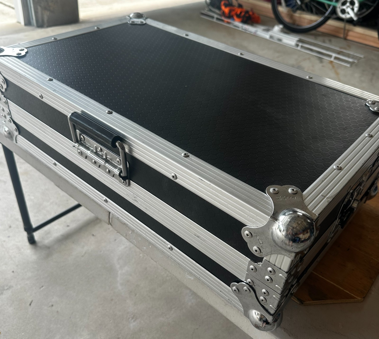 Pioneer DDJ-SB2 DJ Controller Serato 2-Channel with ProX Case