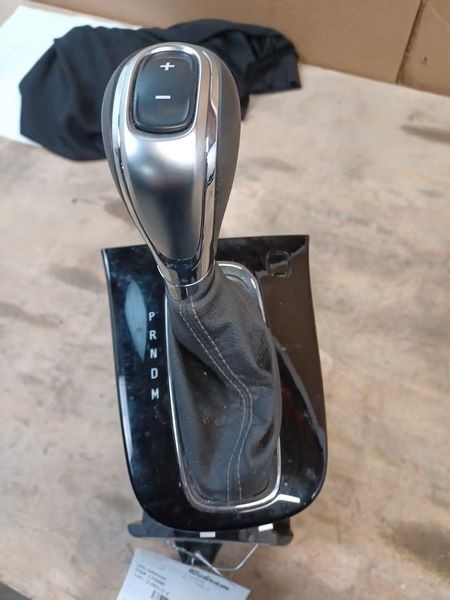 2020-2025 Buick Encore Automatic Floor Gear Shifter Assembly OEM