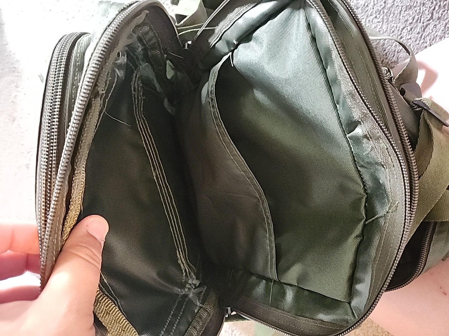 LA MONTANA GREEN CANVAS ARMY STYLE Bag