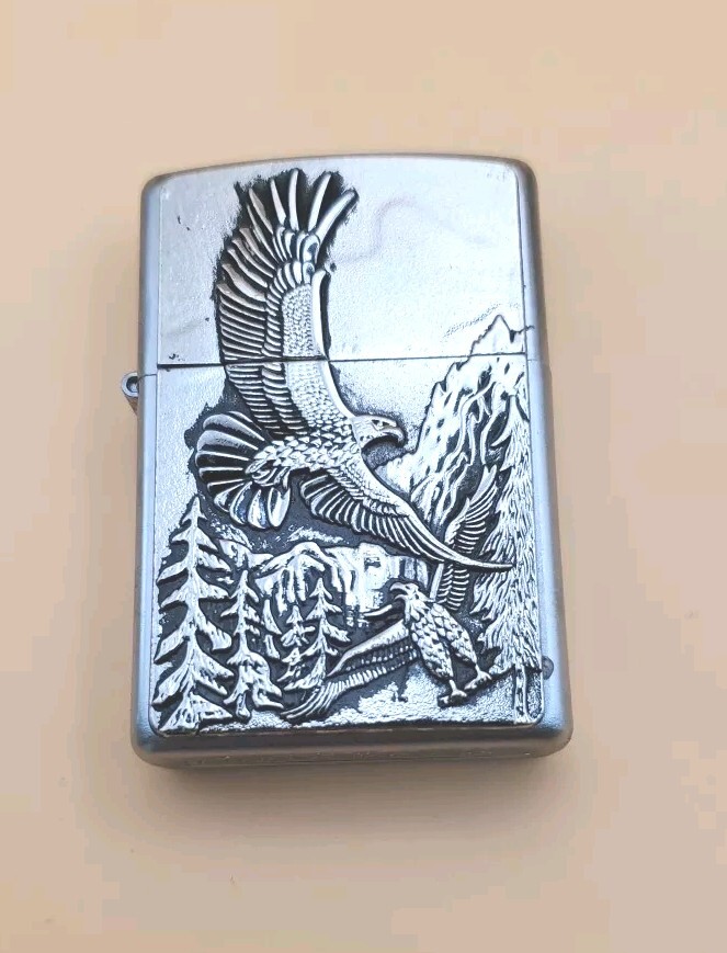 Zippo Lighter Soaring Eagles Medallion Satin Chrome, New, USA