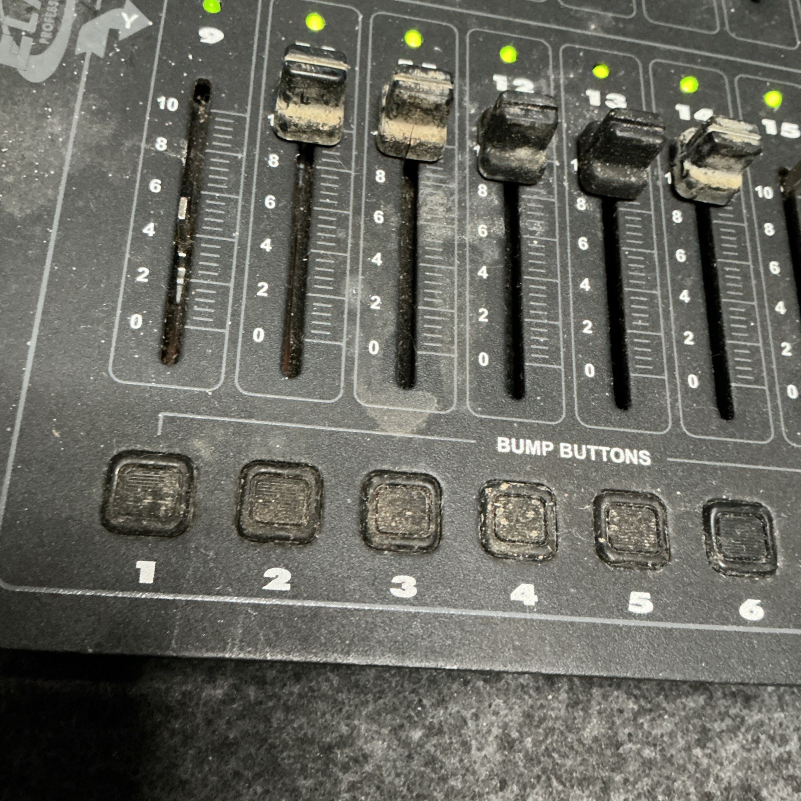 Elation Stage Setter-8 DMX lighting controller console Powers On, Untested