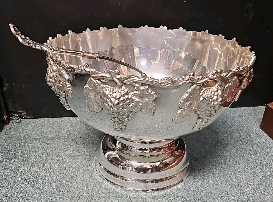 Victorian style Silver Plated beverage Cooler  Punch Bowl  Ice Bucket Champagne