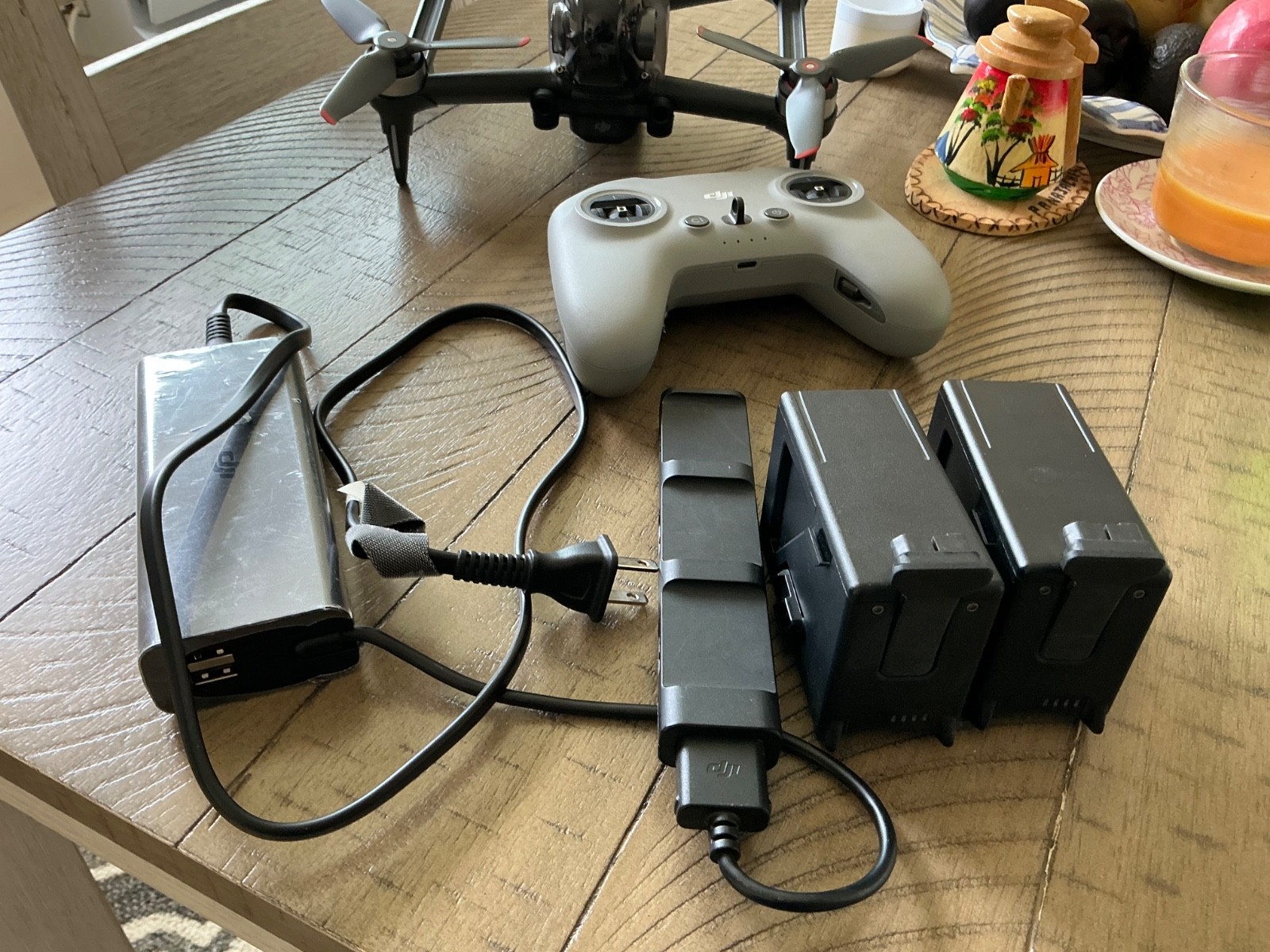 Dji fpv drone with Radio and Batteries