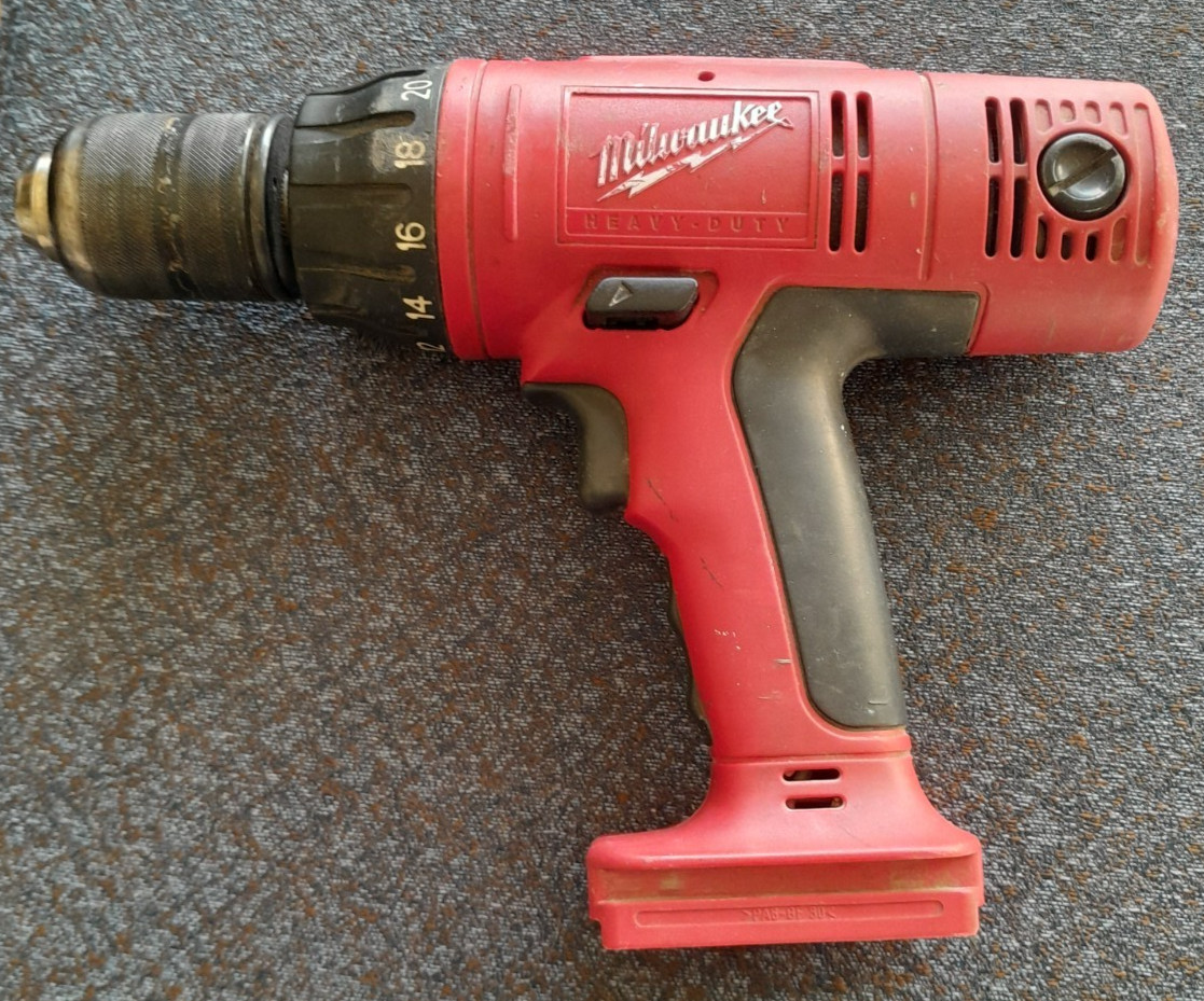 18V Heavy Duty Milwaukee 1/2" Driver Drill Lok Tor 0622-20 Works Great 0622-9