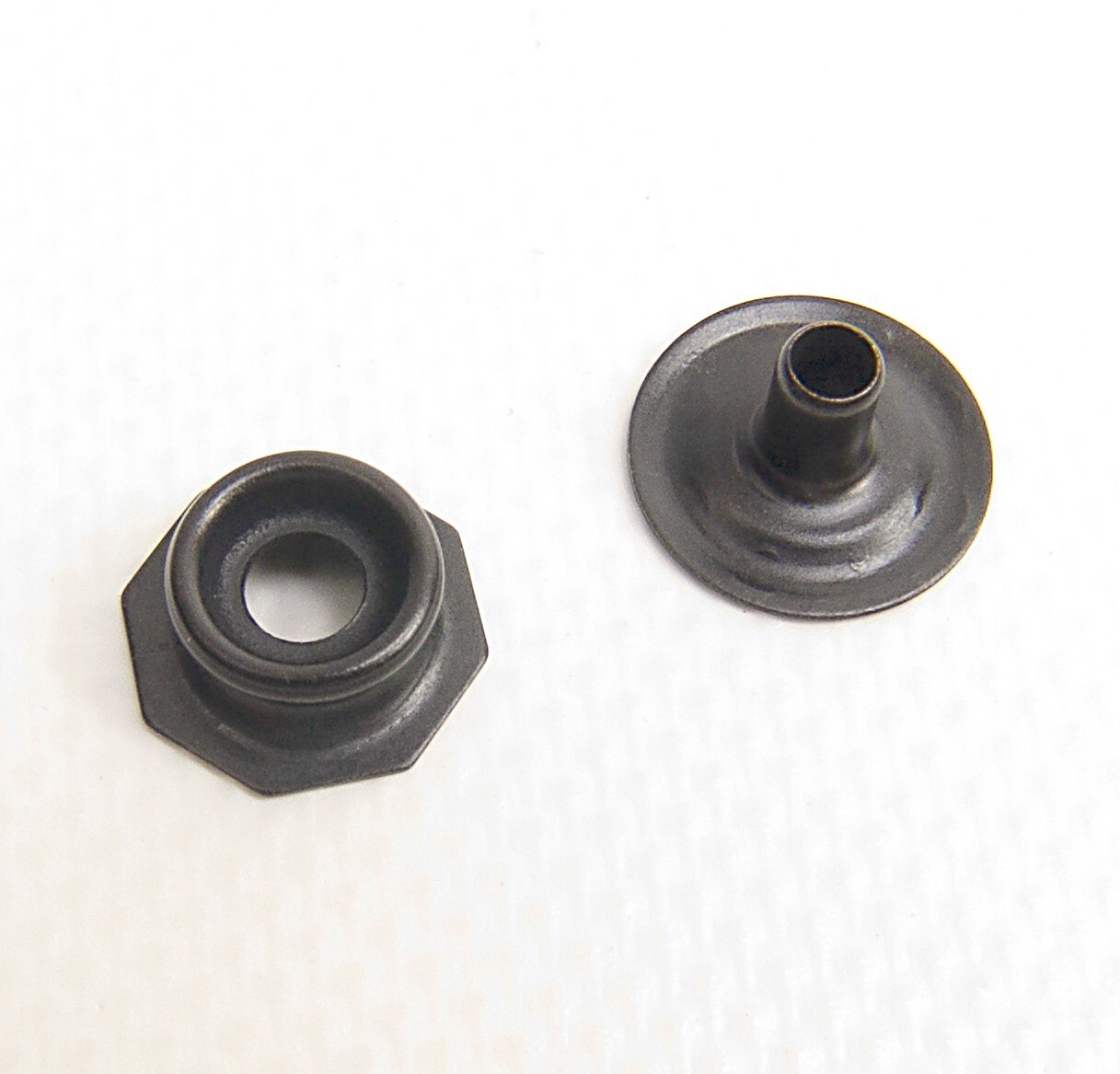 Pull The Dot Snap Fastener, Stud & Eyelet Only, Black Finish, 1 Piece Set