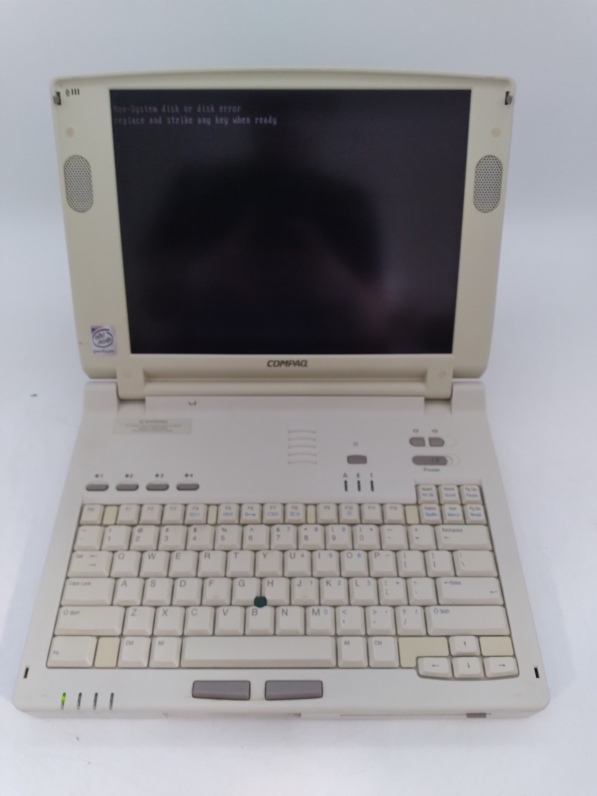 Vintage Compaq Armada 7770DMT | No HD/OS | With Compaq Dock 2895 - AS IS
