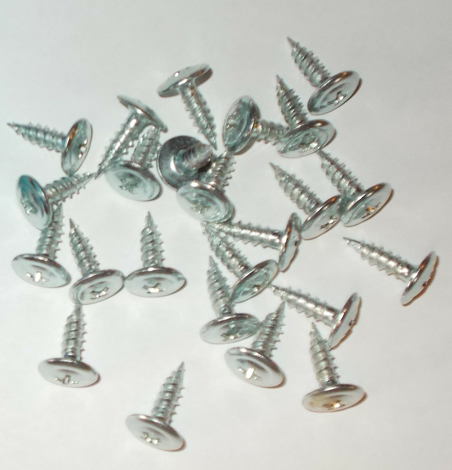LAWN CHAIR SCREWS FOR REWEBBING # 8 - EASIER THAN CLIPS 45 pc