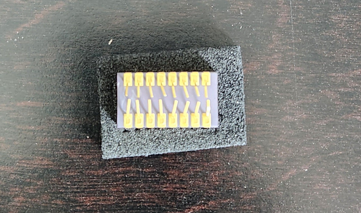 IC P/N: 4021493-407