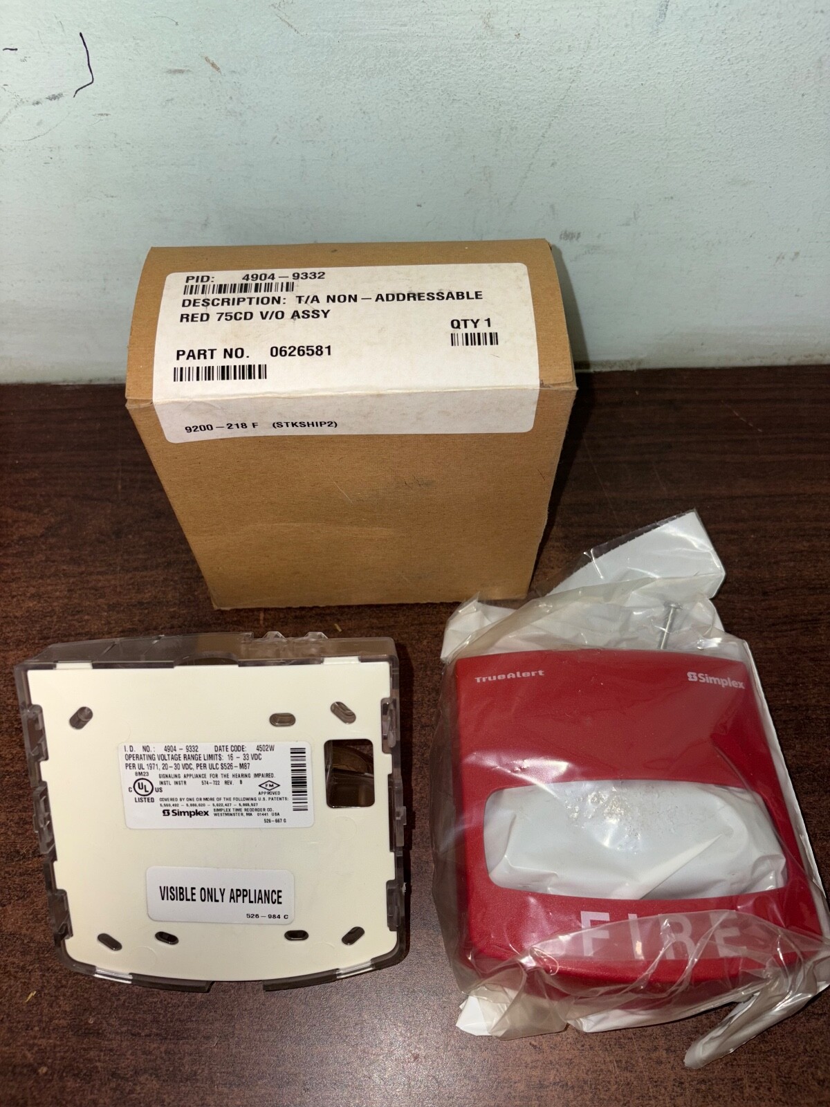 NEW SIMPLEX 4904-9332 STROBE SIGNALING DEVICE B382