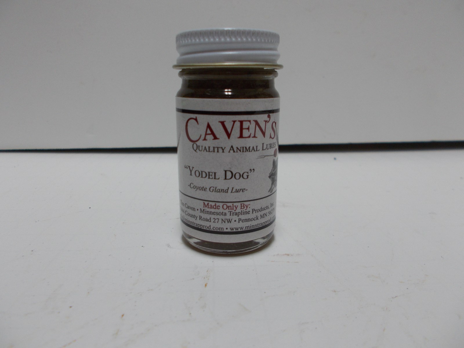 Cavens Yodel Dog Coyote Gland Lure 1 oz (Trapping Lures Trapping Supplies)