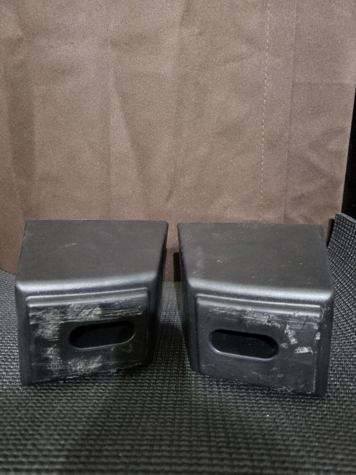 Proform XP 542e Treadmill Rear Feet Levelers
