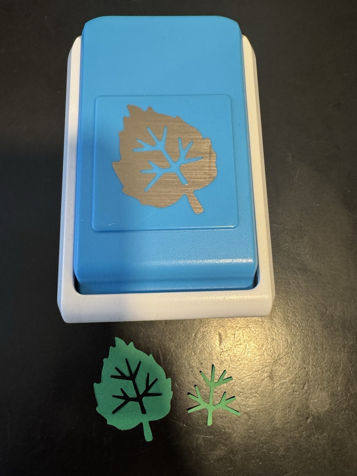 Creative Me Bodies Spring Leaf Decorative Punch