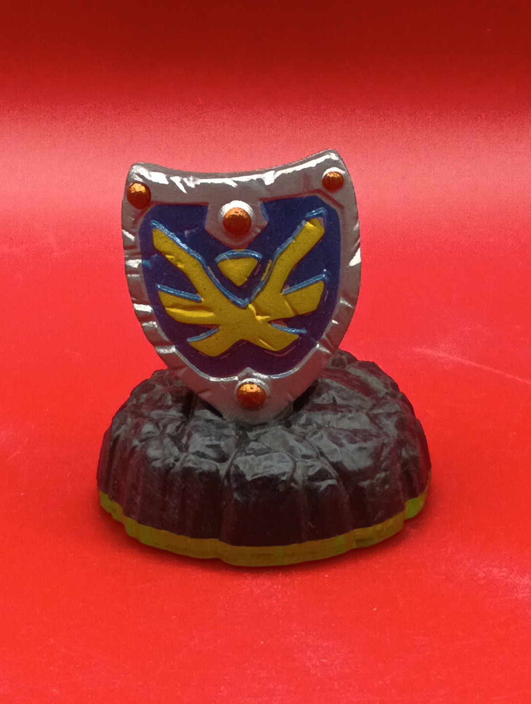 Activision Skylanders Spyro’s Adventure Sky Iron Shield Figure