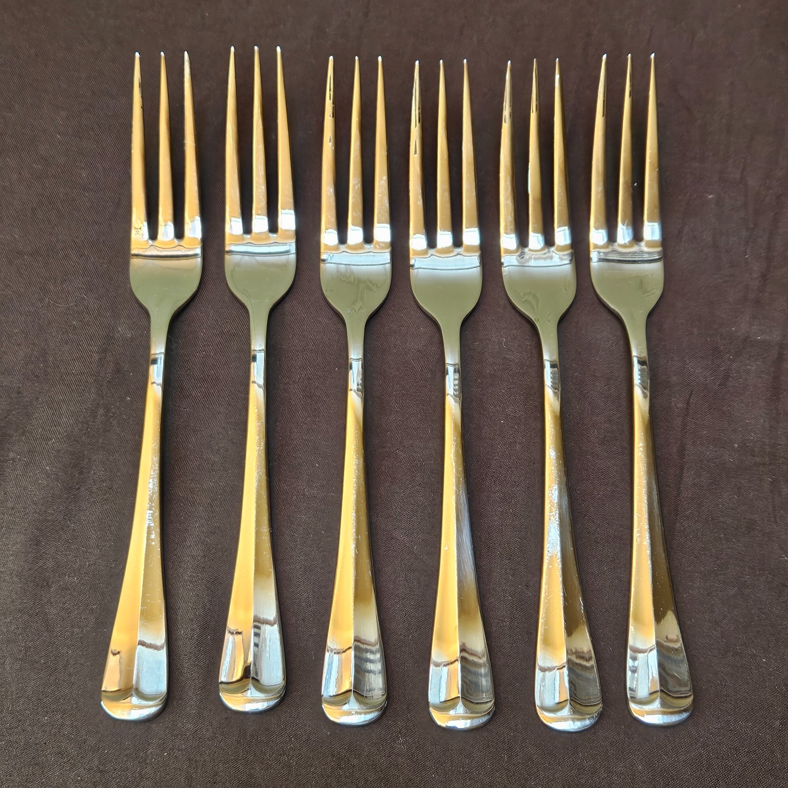 Retroneu JAMESTOWN Glossy Stainless Flatware; 7 ½” Dinner Fork 3-Tine Lot of 6