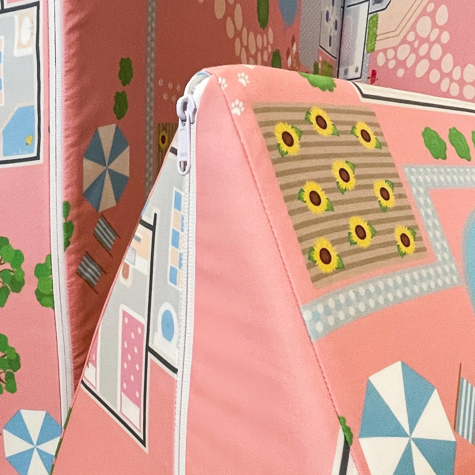 Children's Play Couch and Dollhouse for Kids and Toddlers