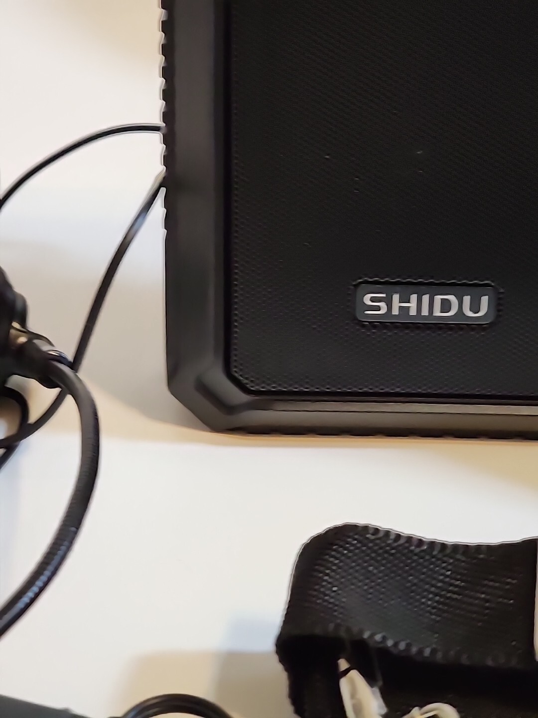 25W Bluetooth Voice Amplifier with Wired Microphone Headset and Speaker.