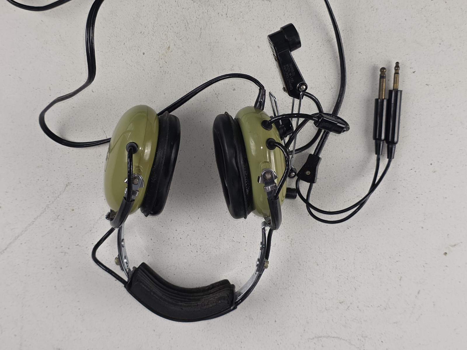 Vintage DAVID CLARK Model H10-30 Pilot's Aviation Headset with Mic UNTESTED