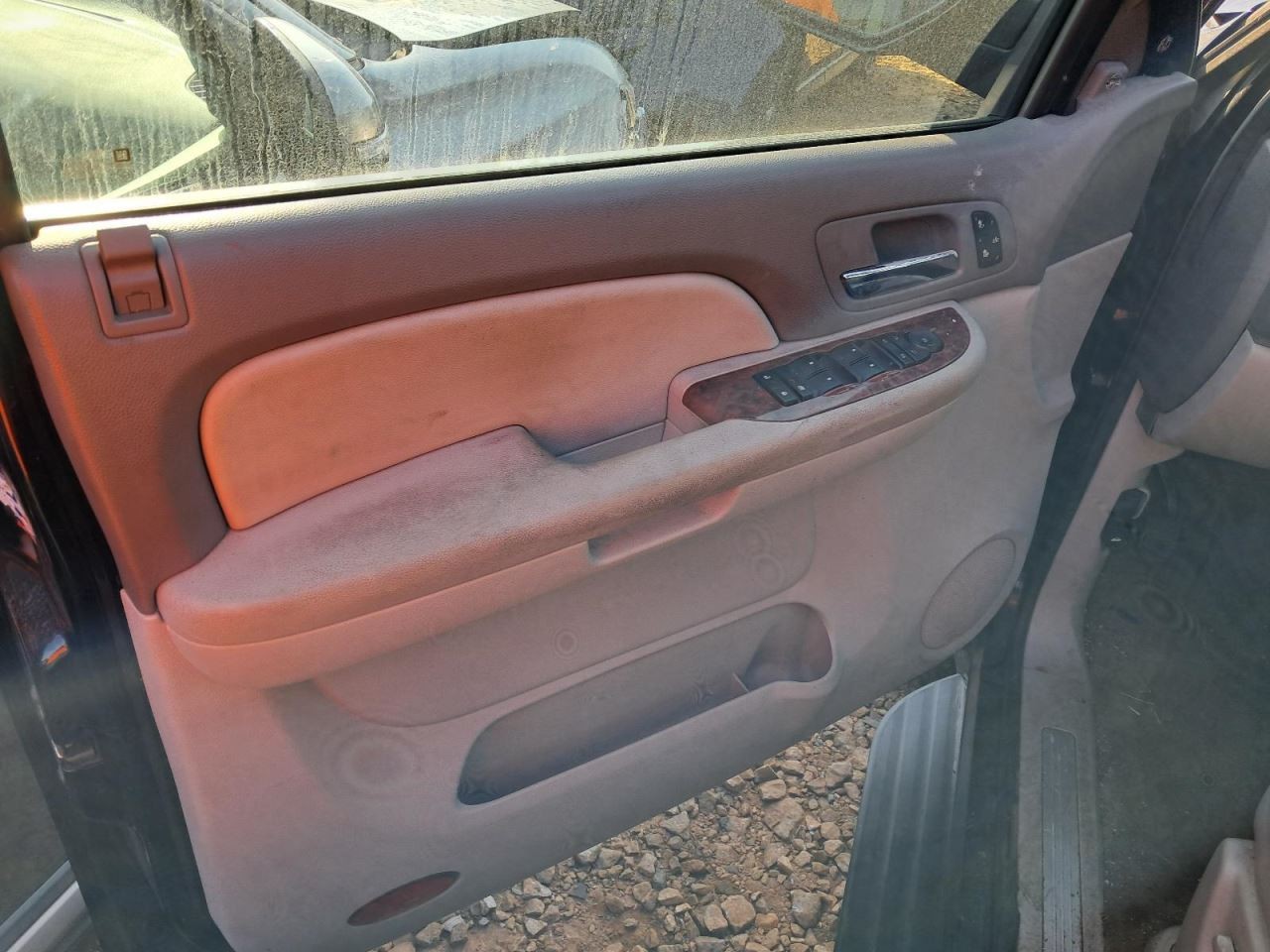 SUBCHEV15 2008 Glove Box 4789563