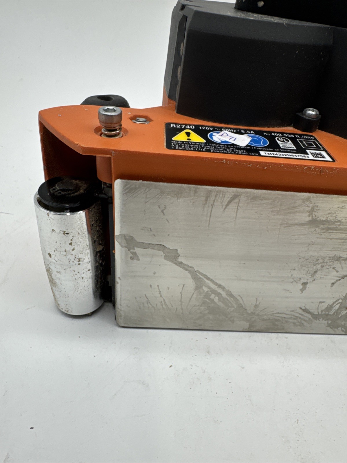 RIDGID R2740 Heavy Duty Variable Speed Belt Sander D71