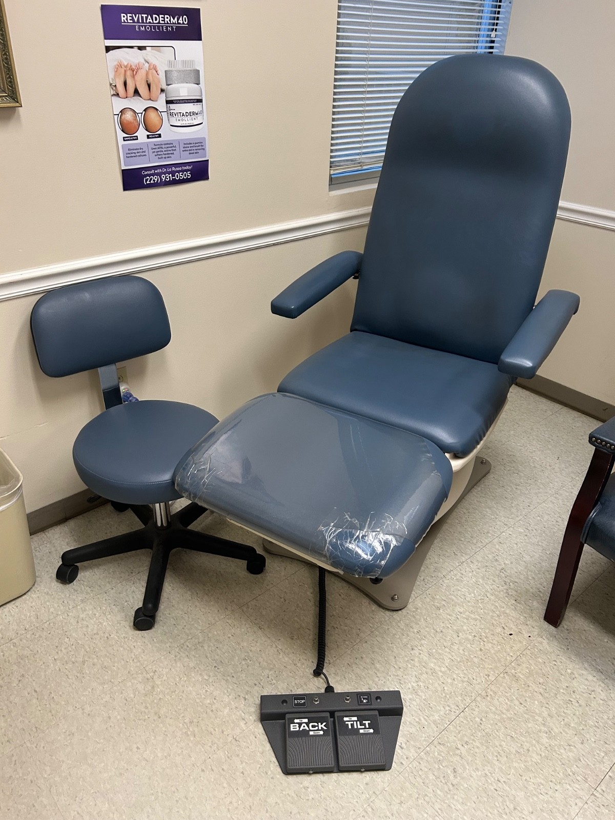 Exam Chair MTI model number 526