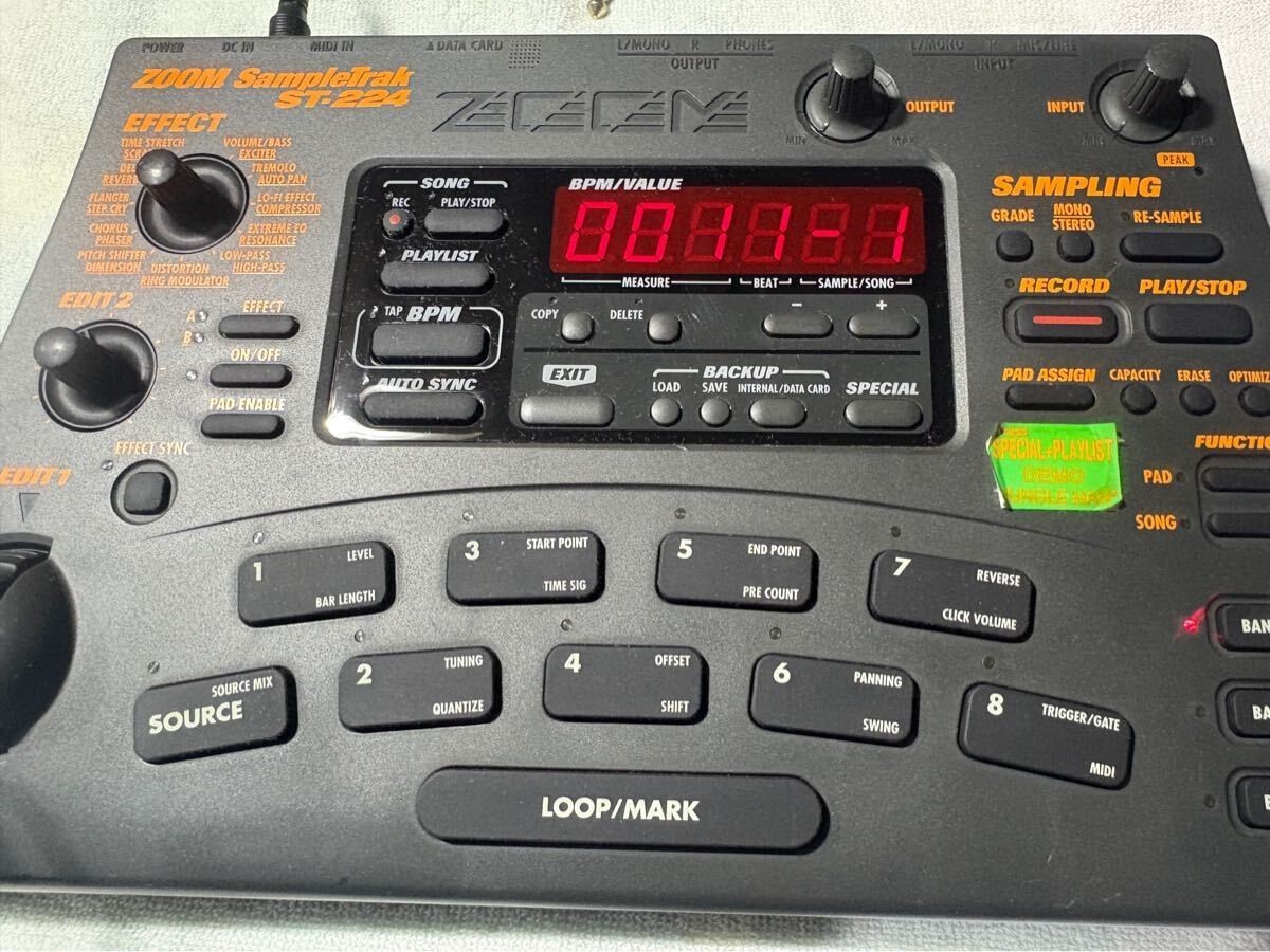 Zoom ST-224 SampleTrak Vintage Digital Sampler Rhythm Machine Japan Tracking