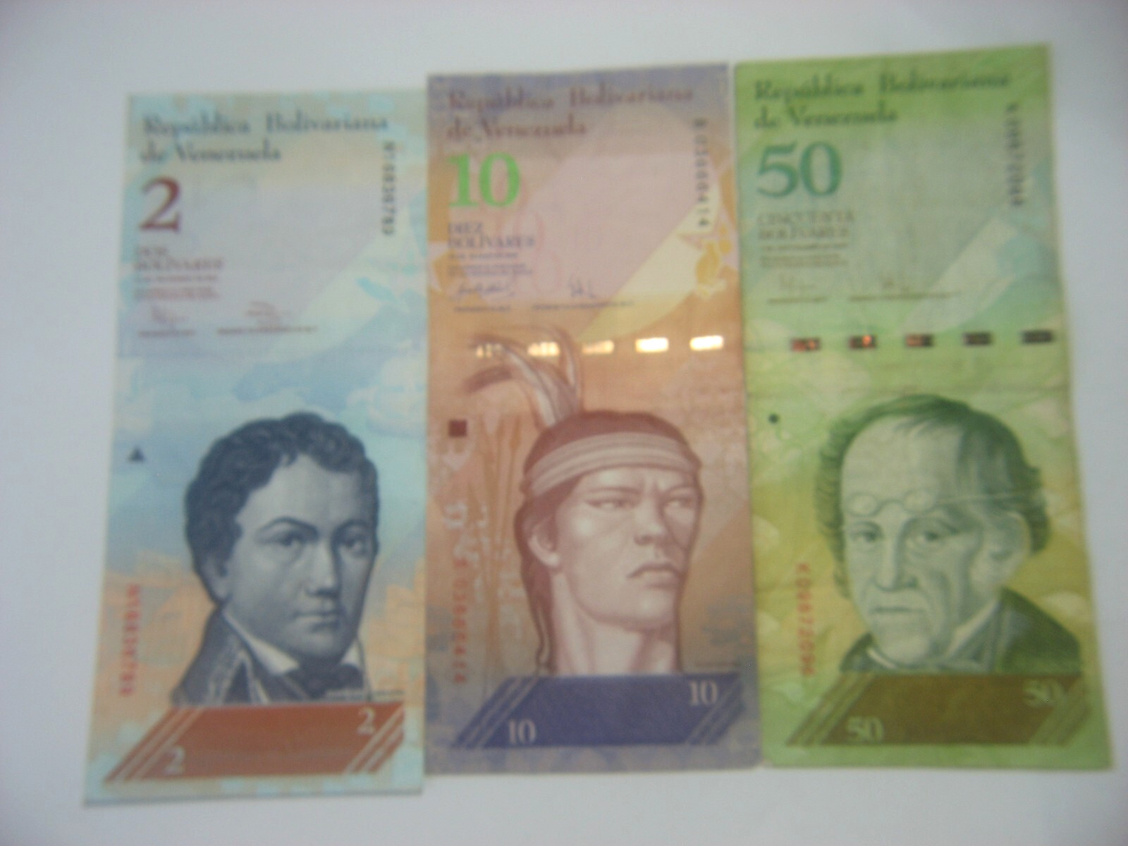 Venezuela   2  , 10  &  50  Bolivares    2007 - 2012