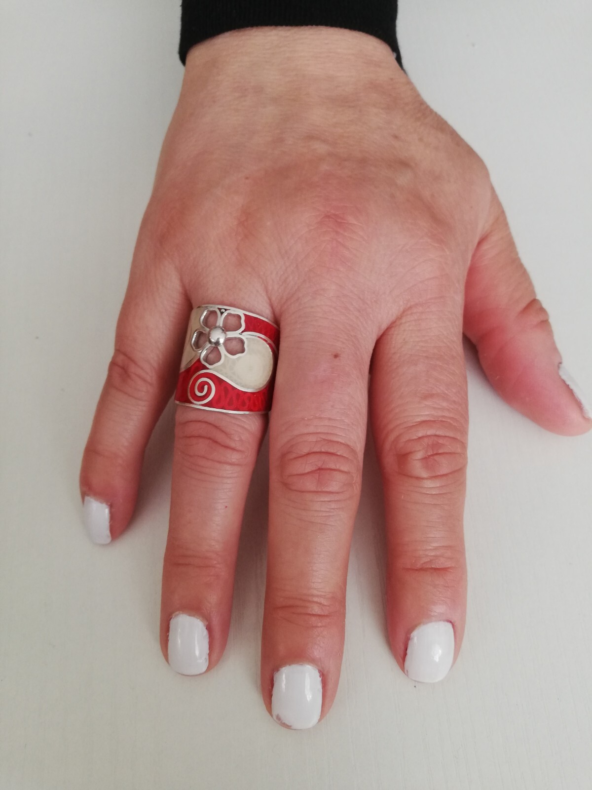 .925 Solid Silver Cocktail Party Ring New.