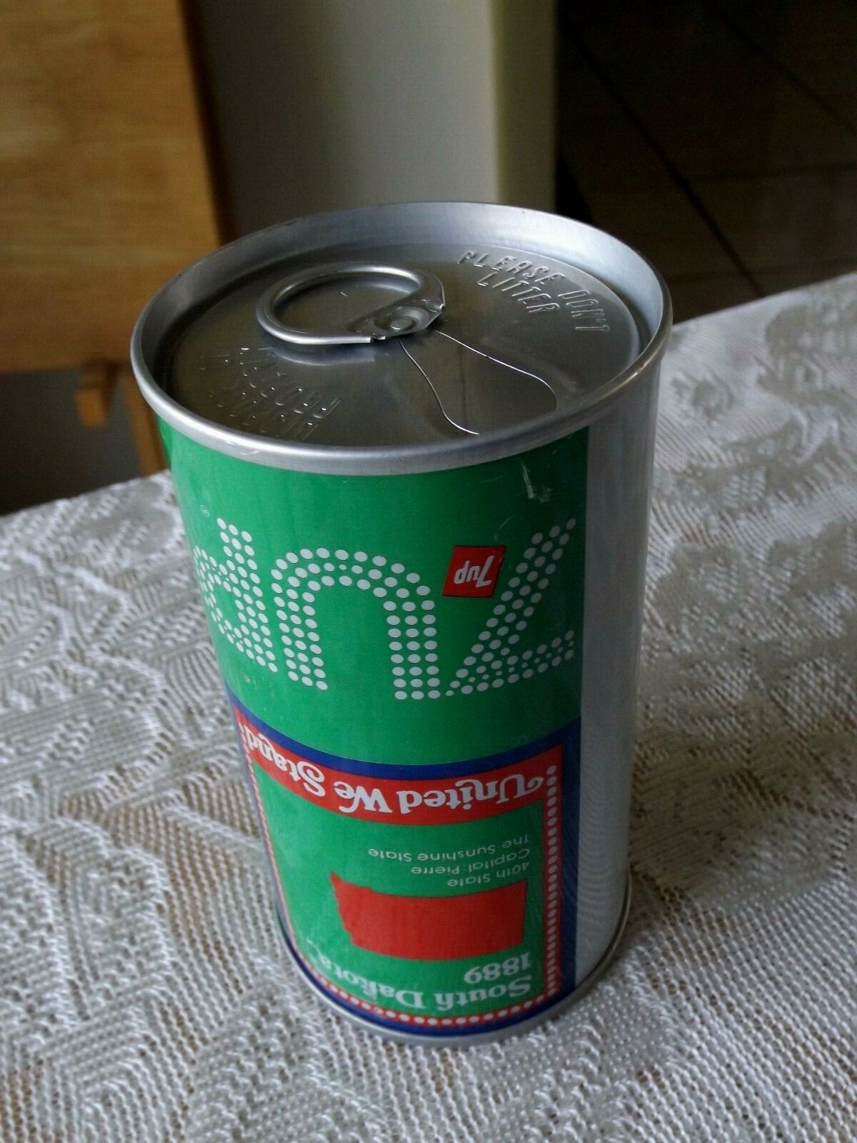 SOUTH DAKOTA 7-UP SODA ERROR CAN * PULL TABS BOTH ENDS NEVER OPENED OR FILLED