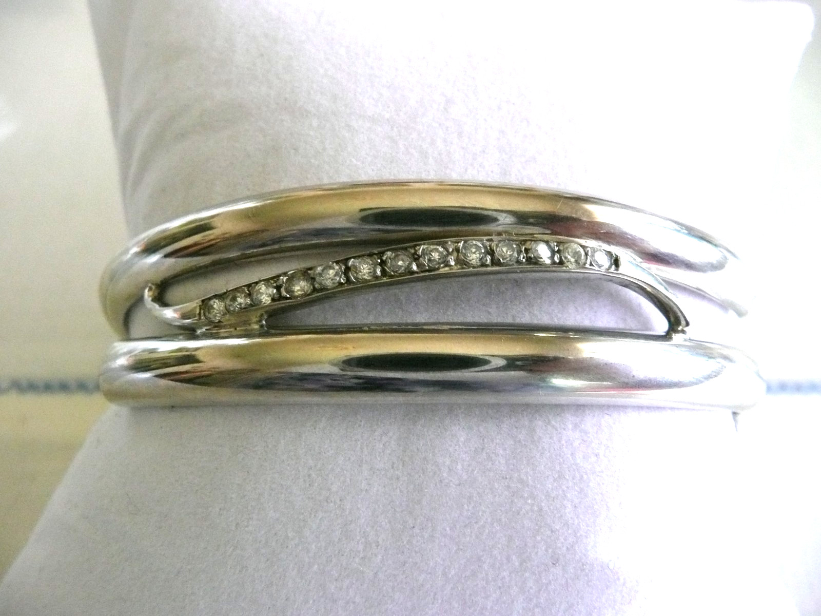 STENLESS STEEL CRYSTAL BANGLE COCKTAIL BRACELET