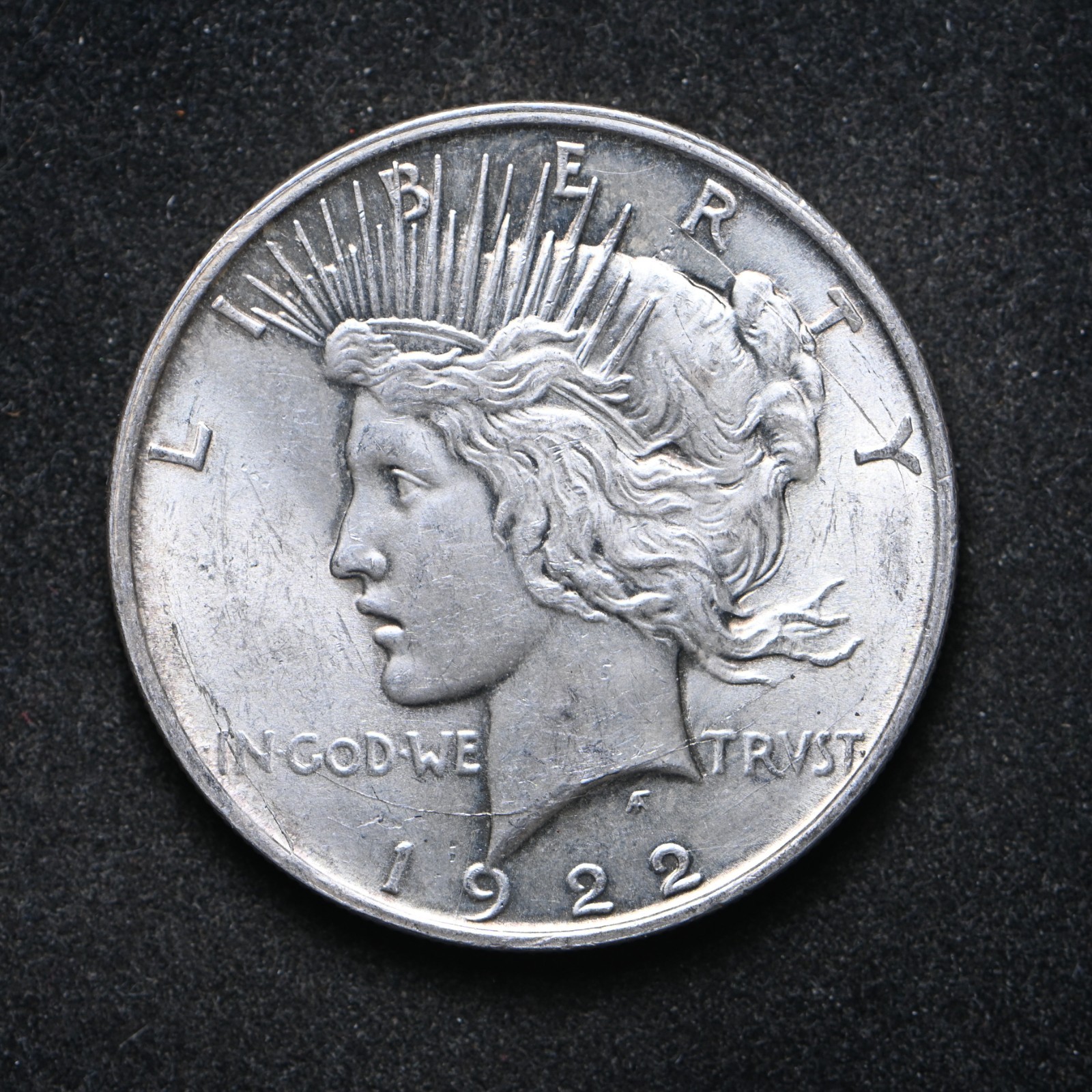 1922-D Peace Silver Dollar Vam Large Die Crack Obv BU (cn17126)