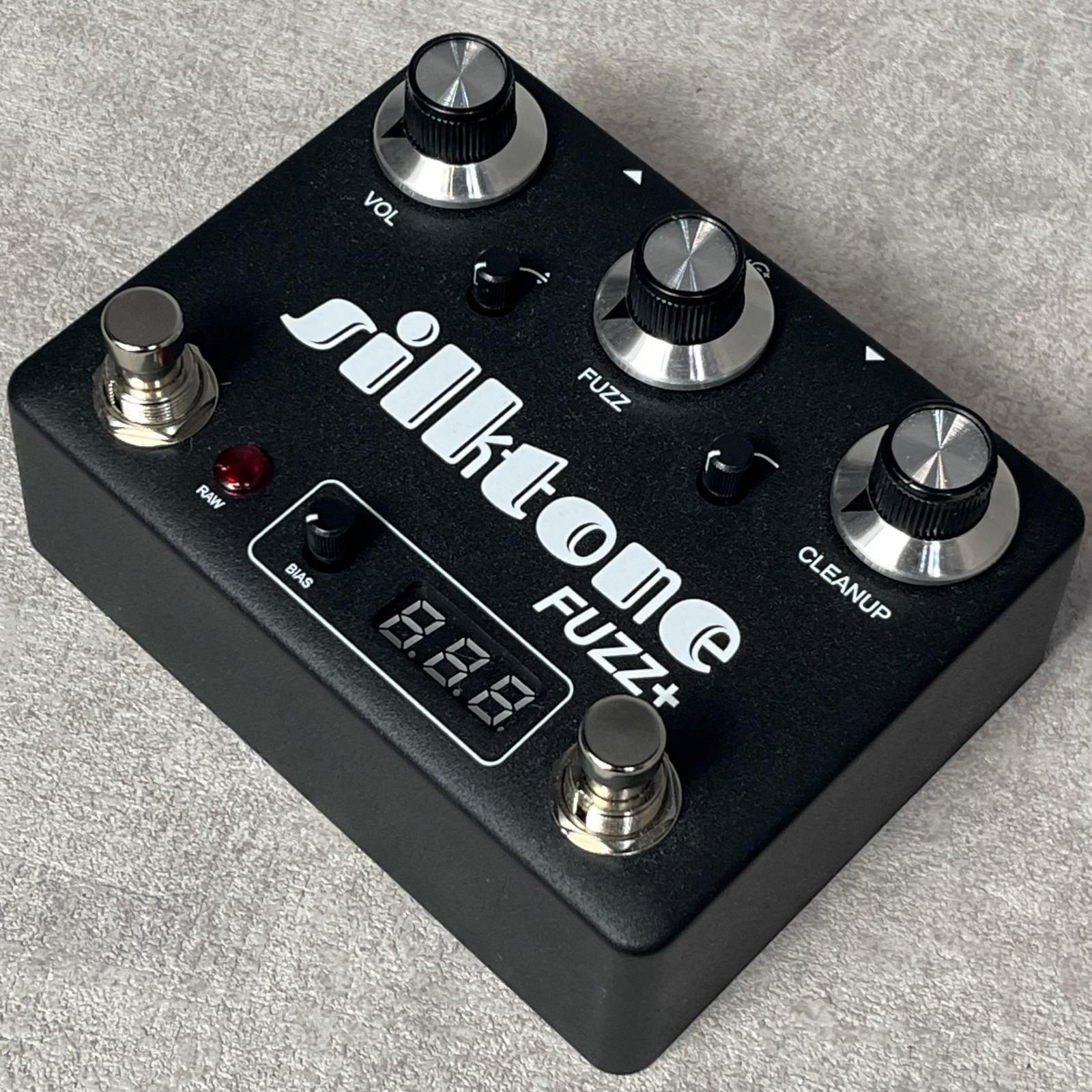 Silktone Fuzz + Black Effects Pedal New