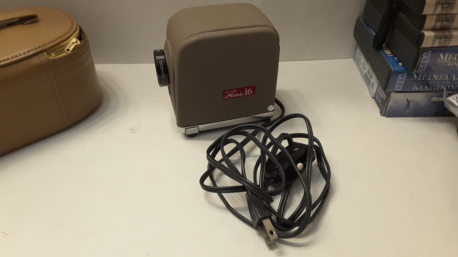 Vintage Minolta Mini-16 Projector, Original Case & Box, Tested and Working