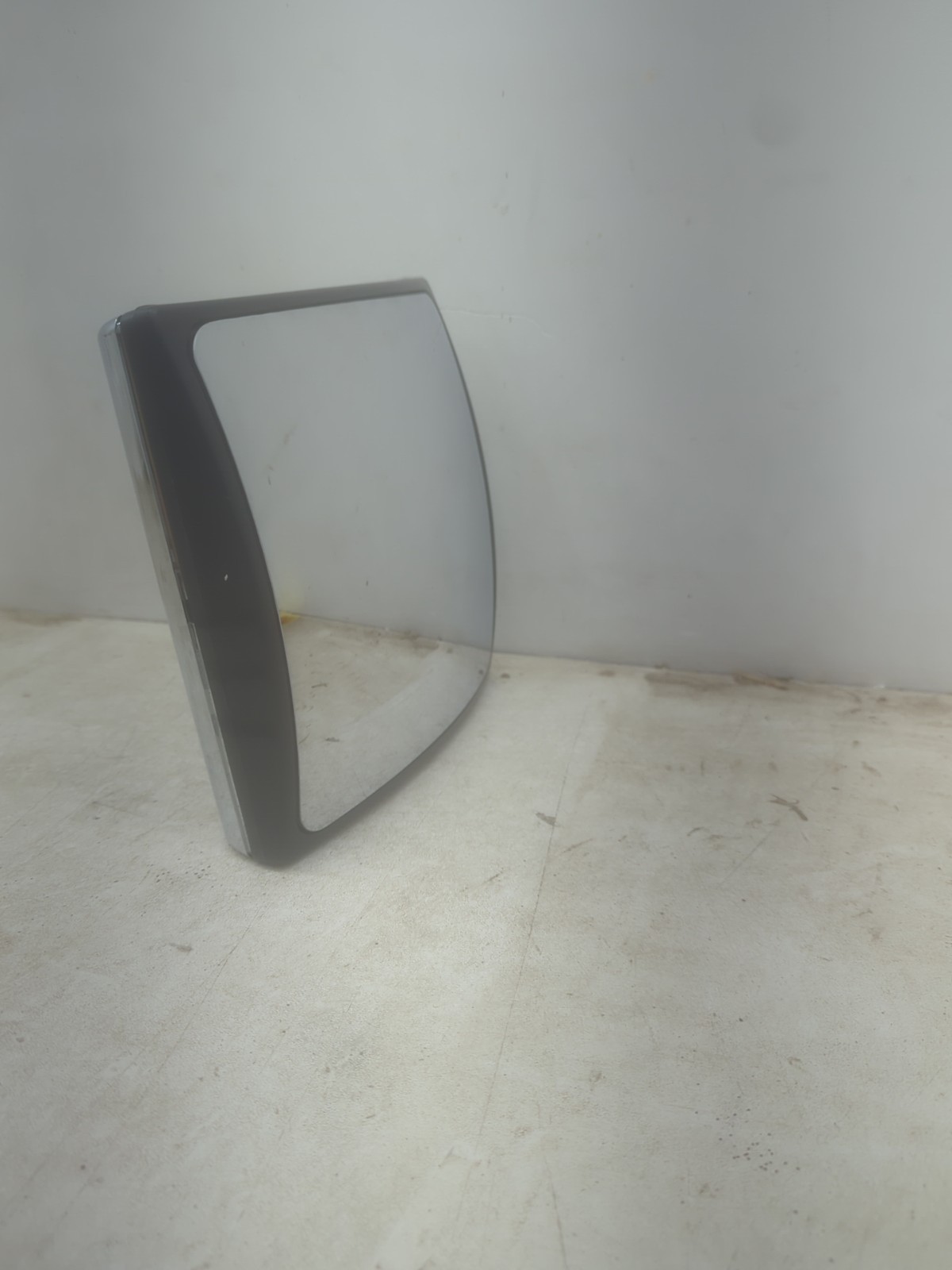 International Hood Mirror 2507272C1