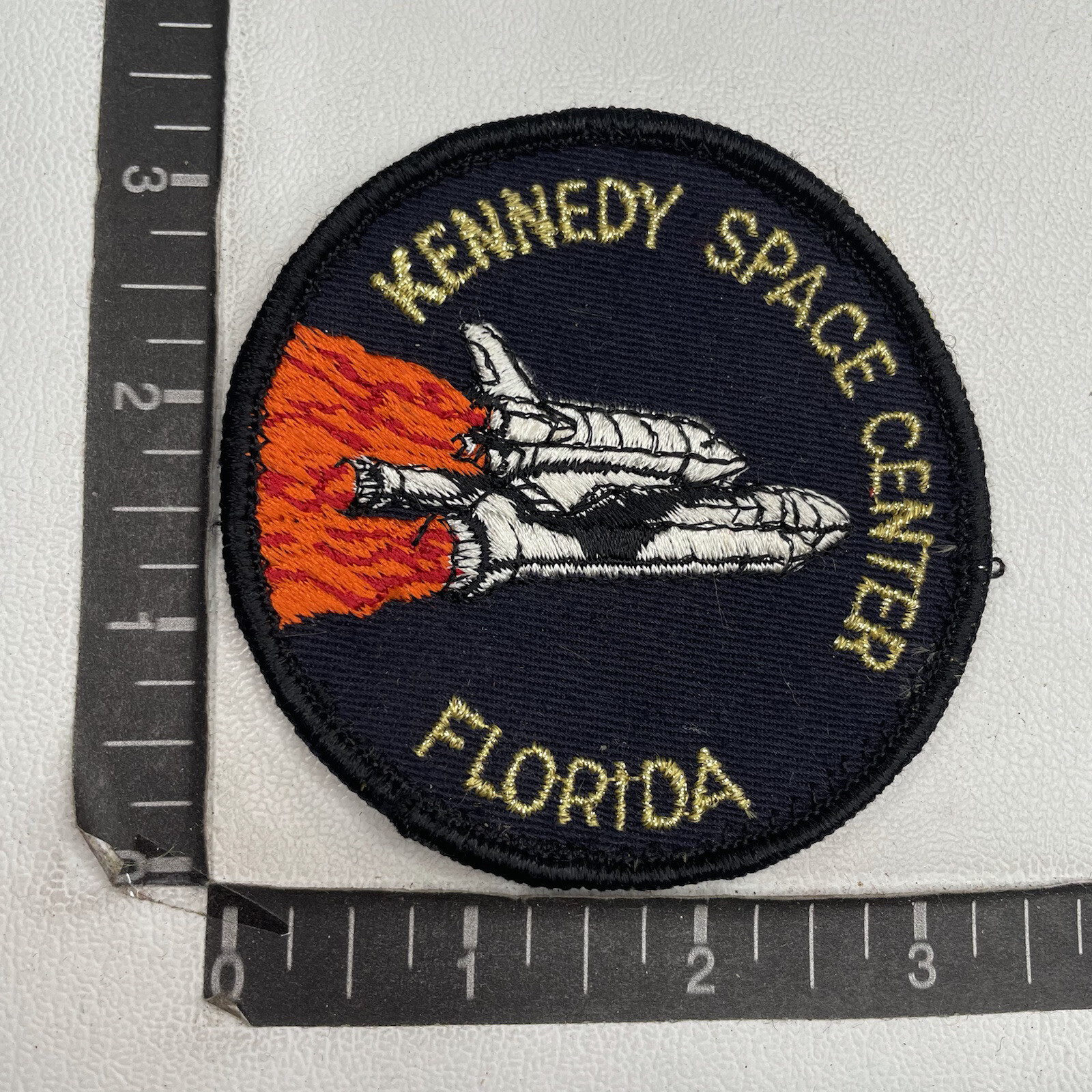 Vtg NASA KENNEDY SPACE CENTER FLORIDA Patch (Space Shuttle Theme) 12TJ