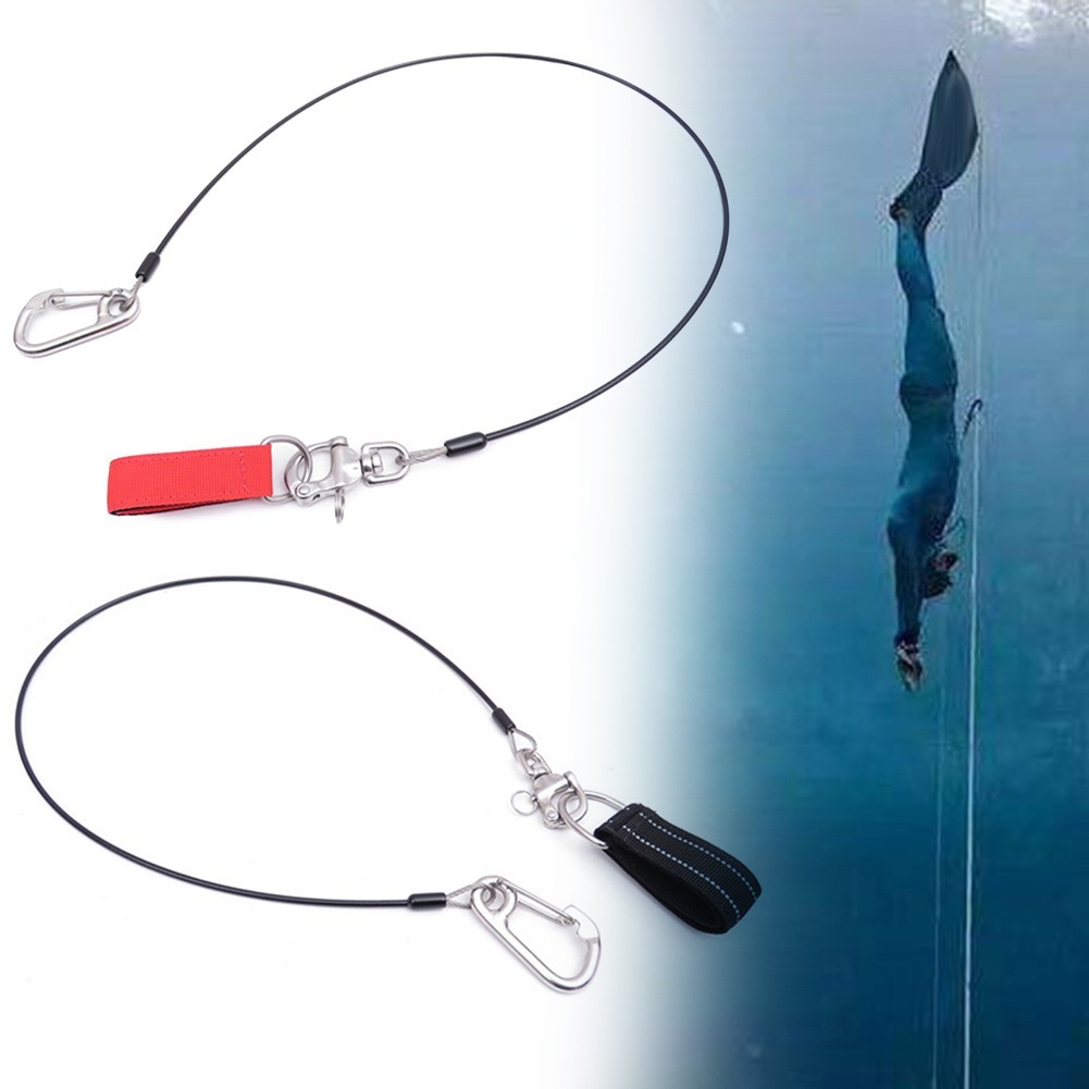 Reflective Freediving Lanyard for Enhanced Safety During Water Activities