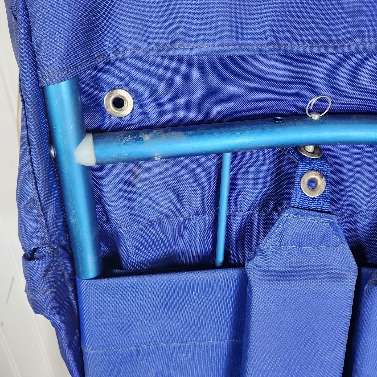 Vintage 1970ish RED, WHITE & BLUE EXTERNAL FRAME BACKPACK