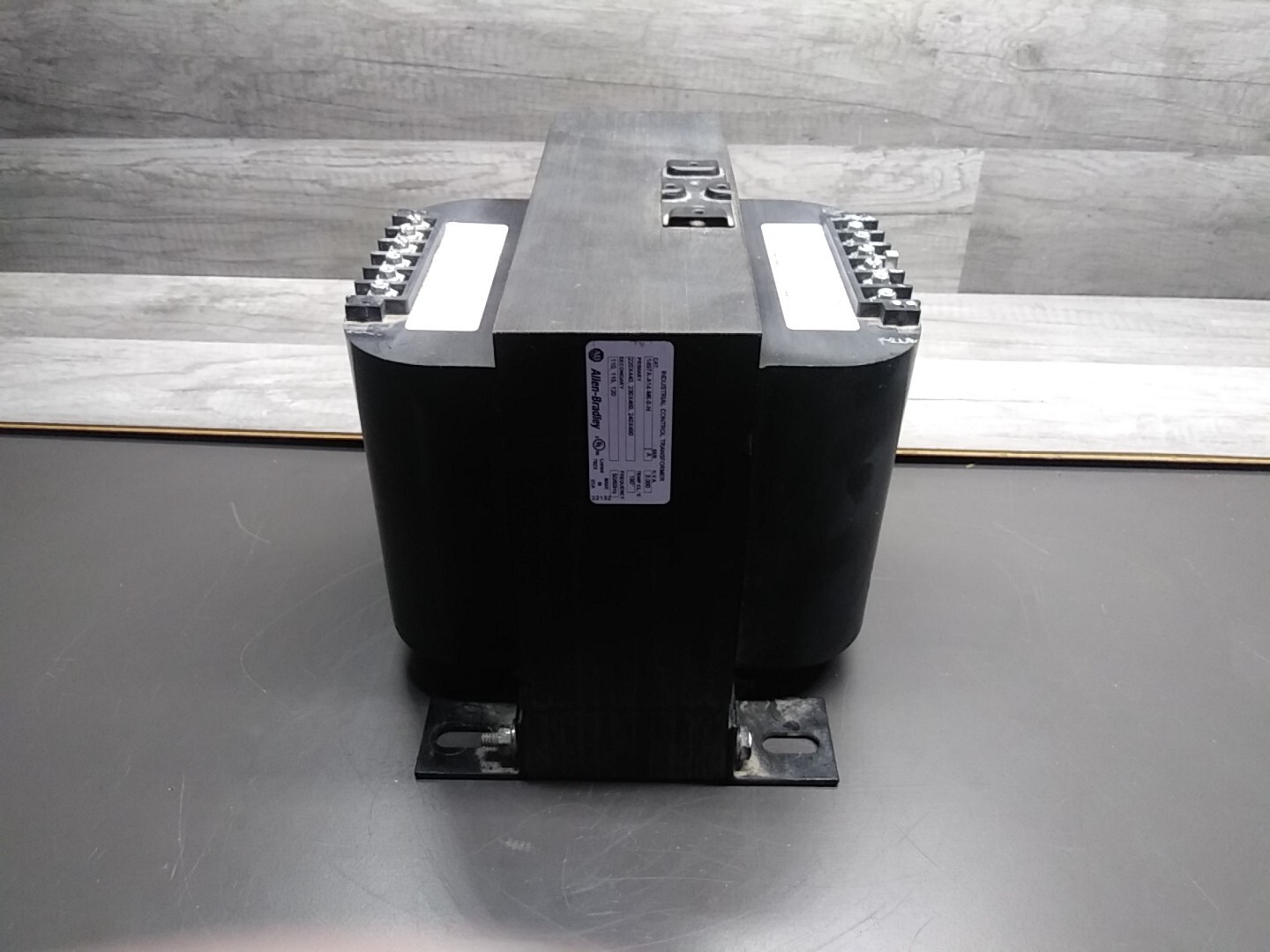 ALLEN BRADLEY 1497-A14-M6-0-N INDUSTRIAL CONTROL TRANSFORMER